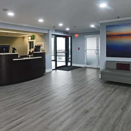 Quality Inn Colchester - Burlington Eksteriør billede