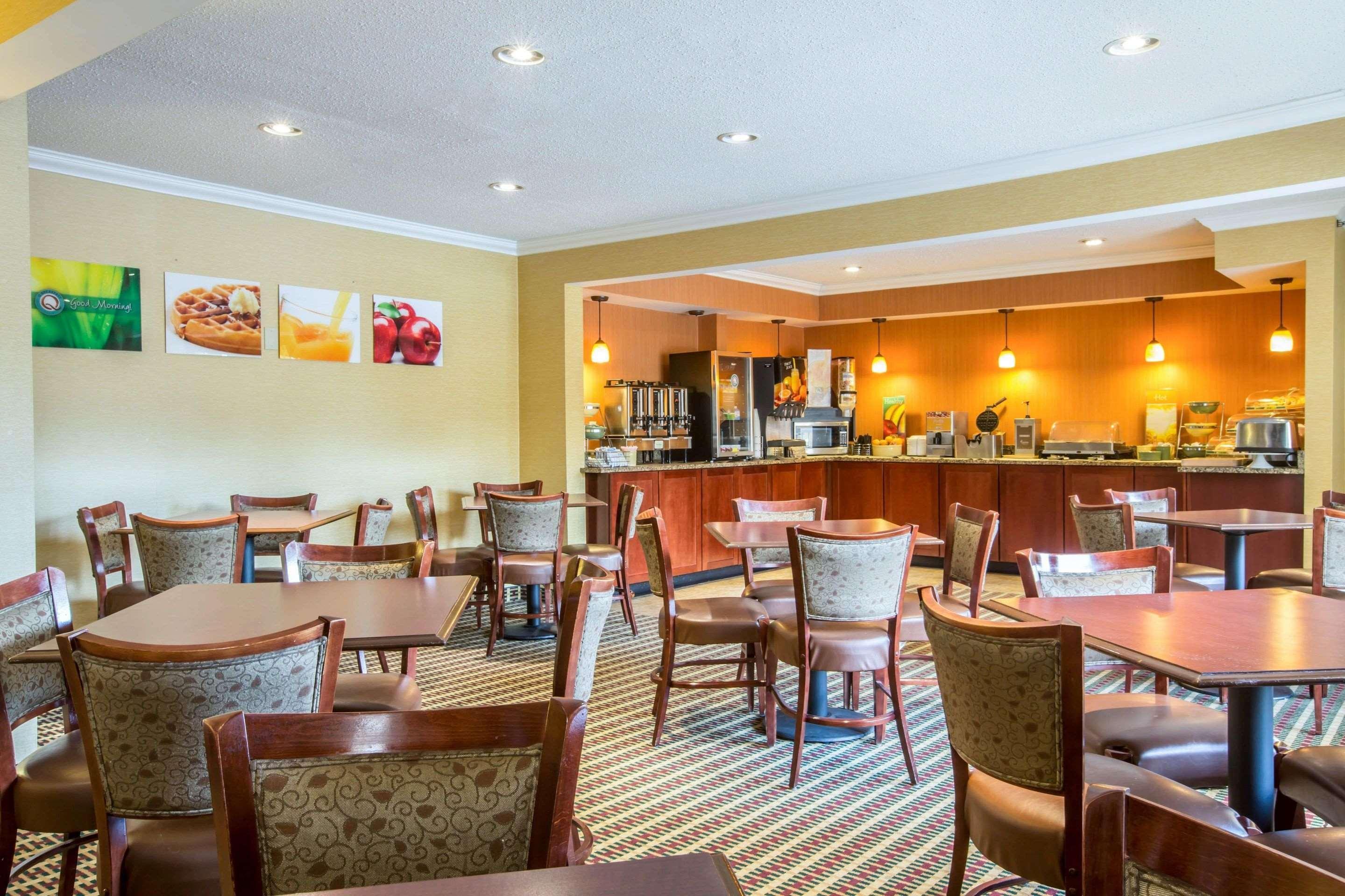 Quality Inn Colchester - Burlington Eksteriør billede