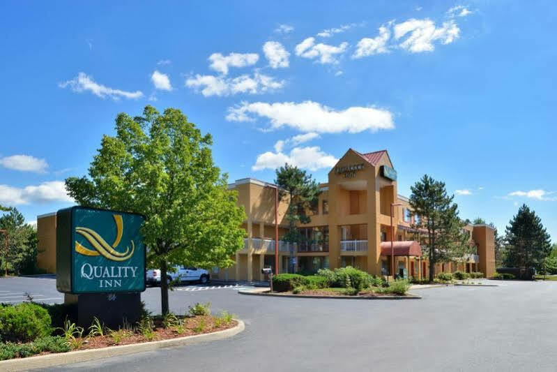 Quality Inn Colchester - Burlington Eksteriør billede